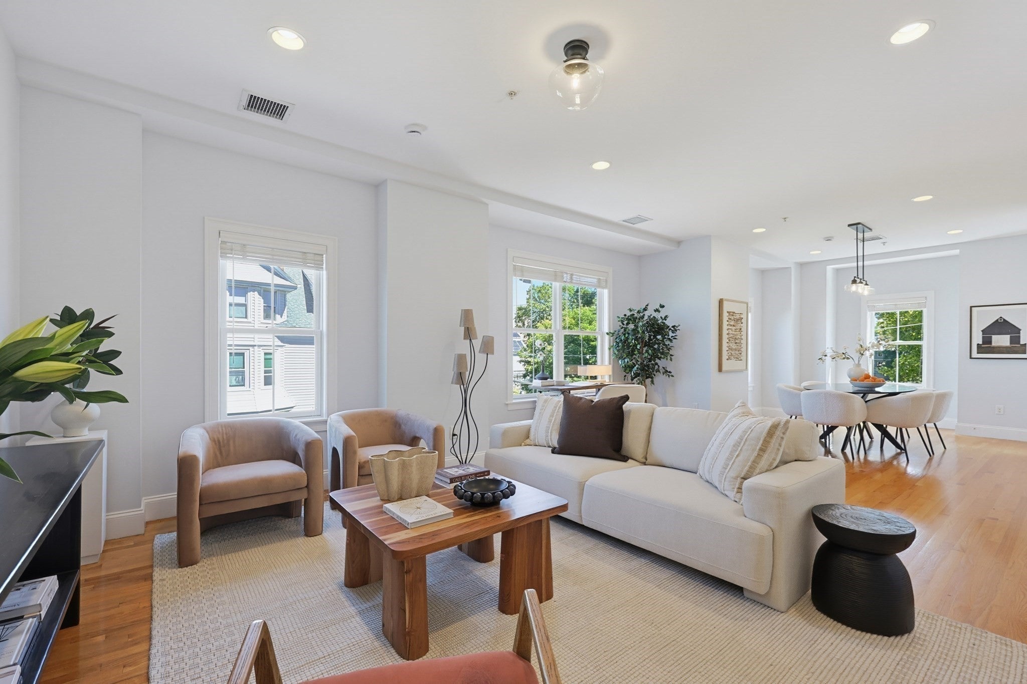 45 Endicott Ave 8