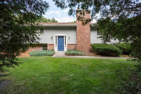 113 Brigham St 3B Hudson MA 01749