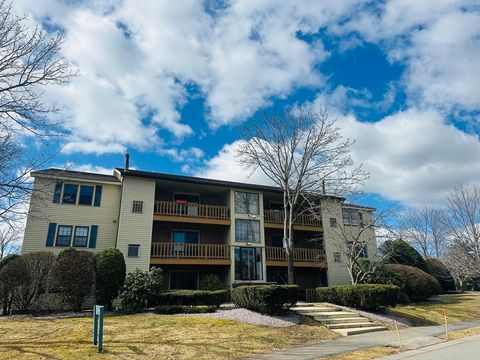 47 Apache Way 47 Tewksbury MA 01876