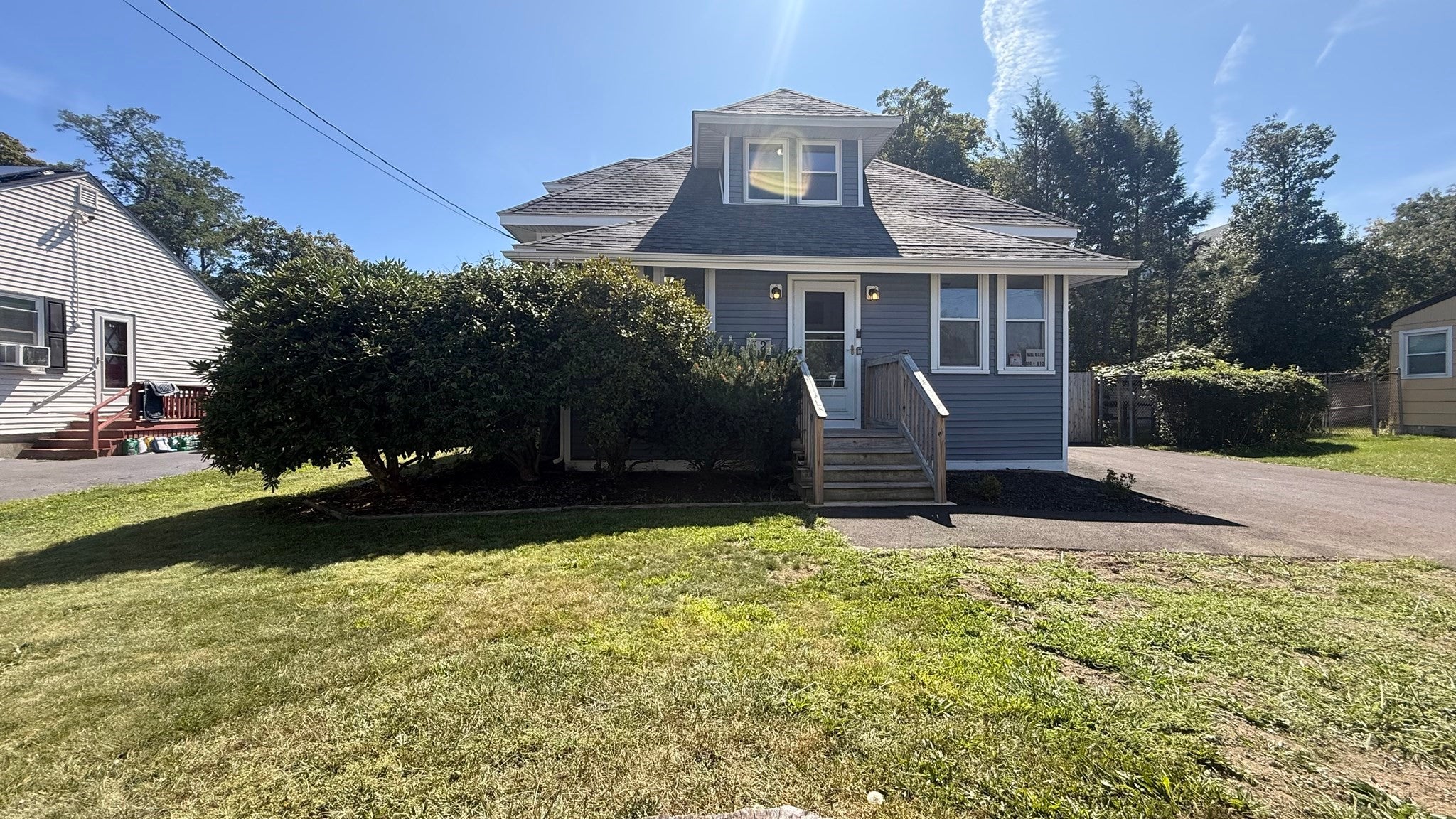 32 Sycamore Ave