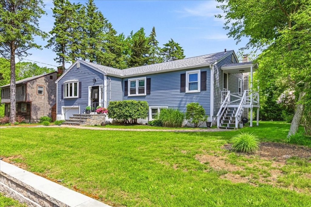 9 Cushing Dr