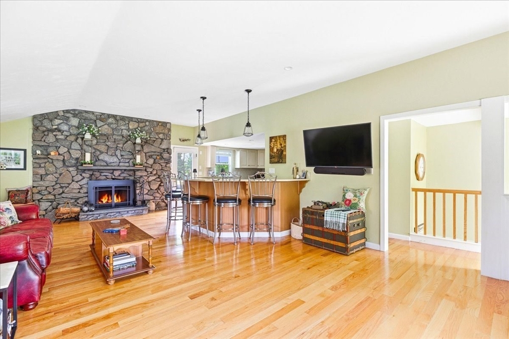 9 Cushing Dr