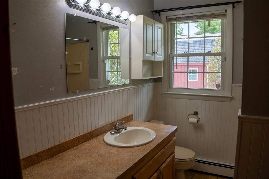 571 Mill St, Agawam, MA, 571 Mill St, Agawam, MA Photo #25