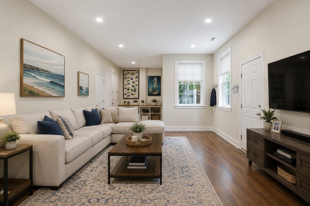 17 Cypress #1, Exeter, NH, 17 Cypress #1, Exeter, NH Photo #29