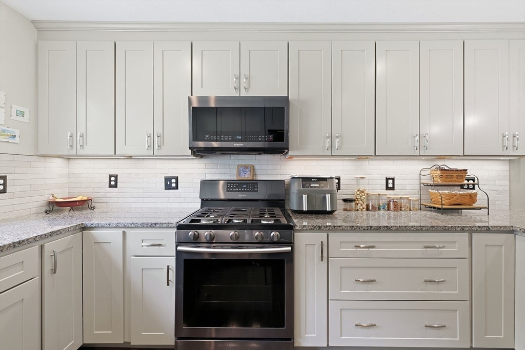 17 Cypress #1, Exeter, NH, 17 Cypress #1, Exeter, NH Photo #9