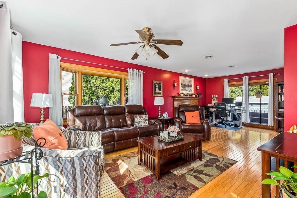 11 Autumn St