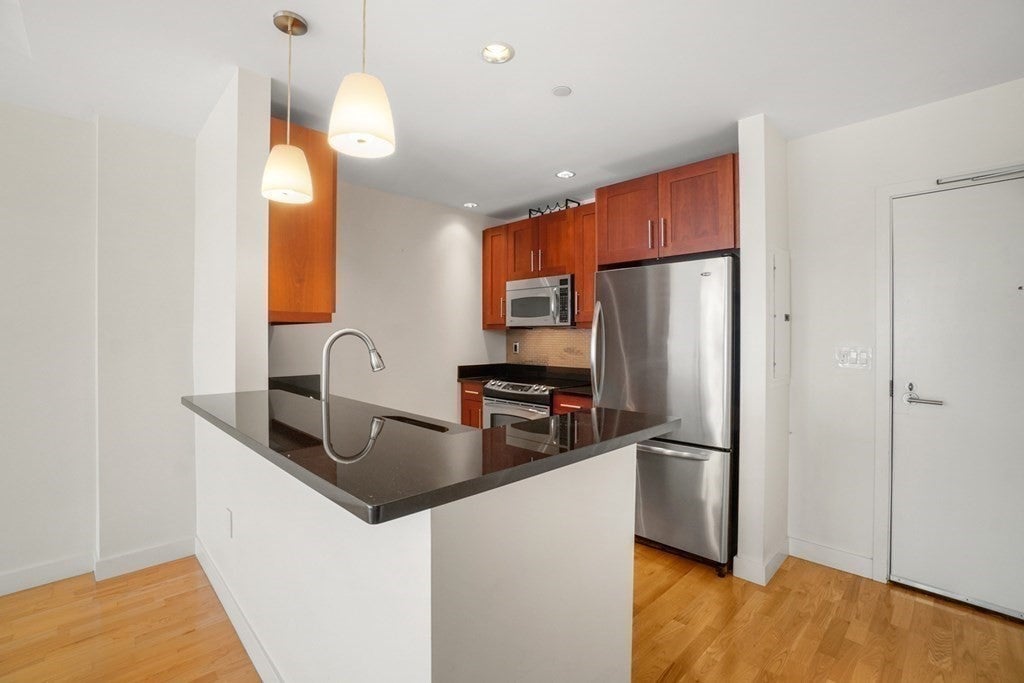 100 Station Landing #705, Medford, MA, 100 Station Landing #705, Medford, MA Photo #2