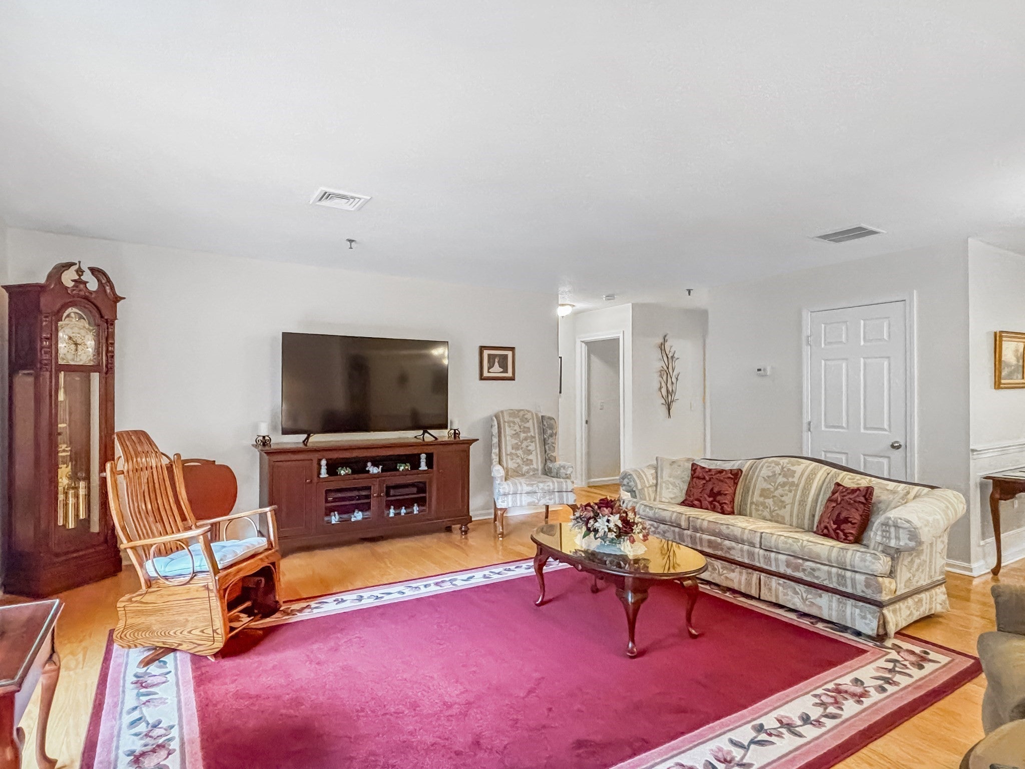 13 Dallas Dr #210, Dracut, MA, 13 Dallas Dr #210, Dracut, MA Photo #8