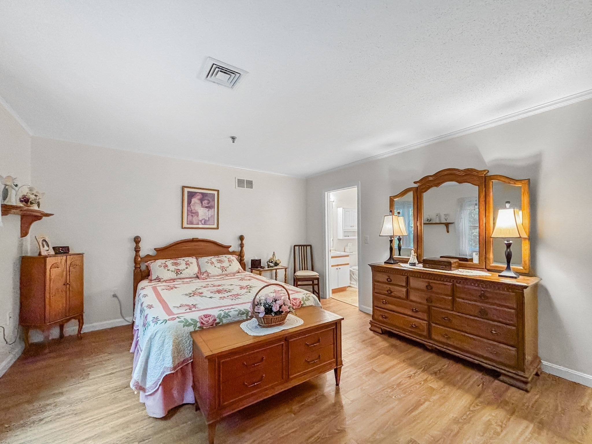13 Dallas Dr #210, Dracut, MA, 13 Dallas Dr #210, Dracut, MA Photo #9