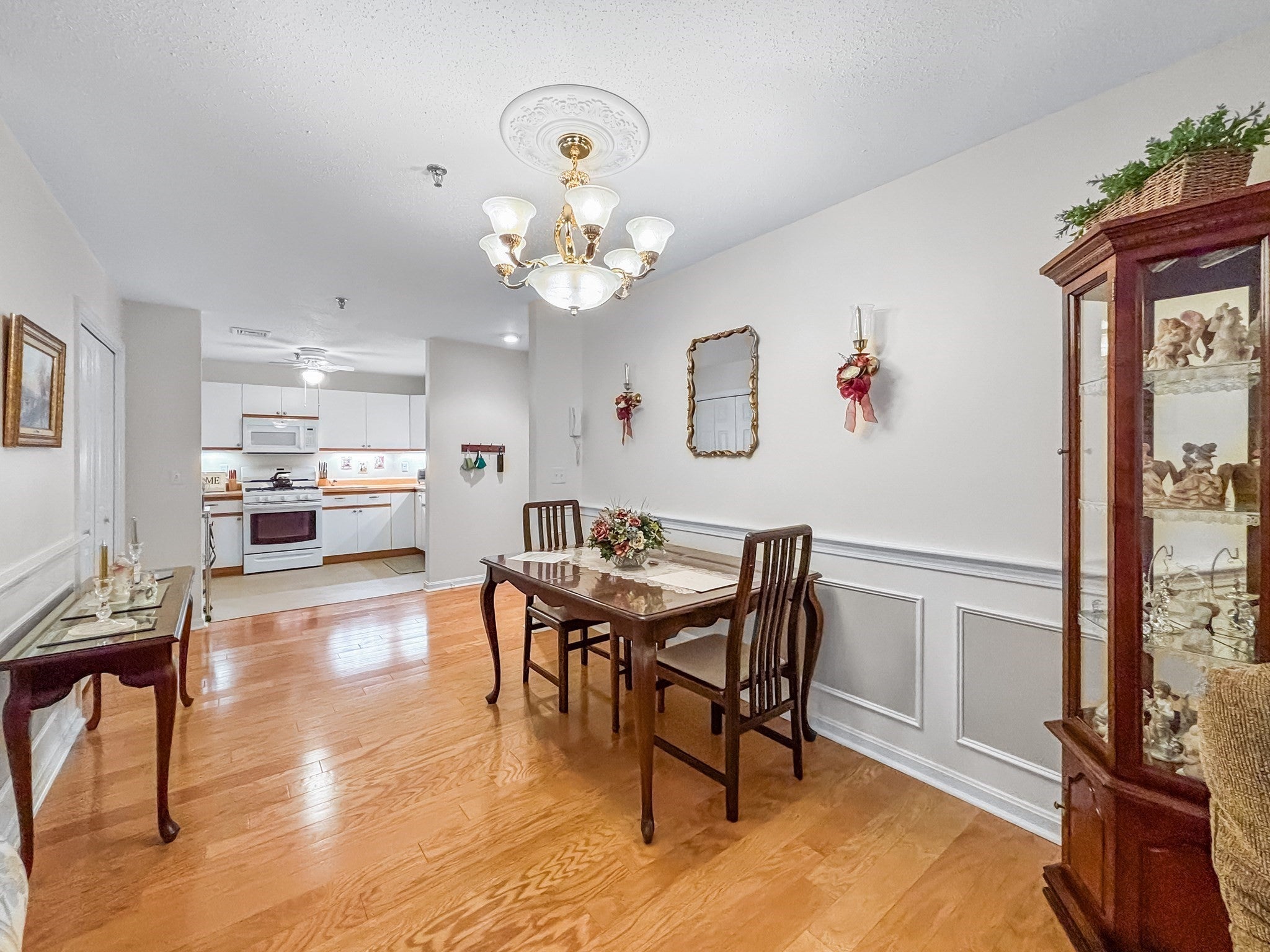 13 Dallas Dr 210