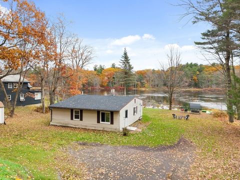 Photo of 74 Princeton St, Gardner, MA 01440 (MLS # 73447998)