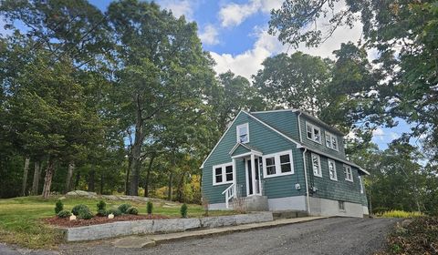 15 Rocky Ave Tiverton RI 02878