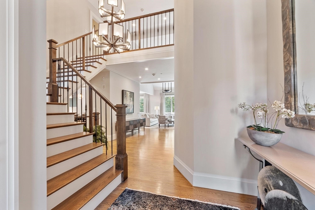 38 Crenshaw Ln 38