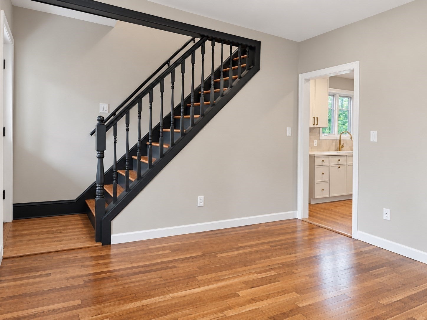 46 Otis St, Brockton, MA, 46 Otis St, Brockton, MA Photo #5