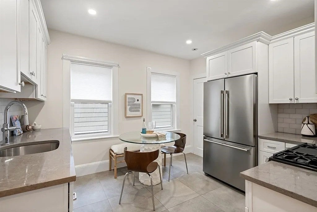 17 Belmont St #1, Somerville, MA, 17 Belmont St #1, Somerville, MA Photo #2