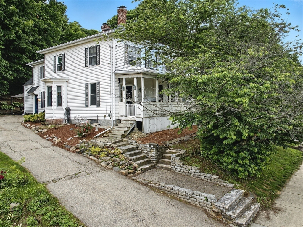 97 Newton St