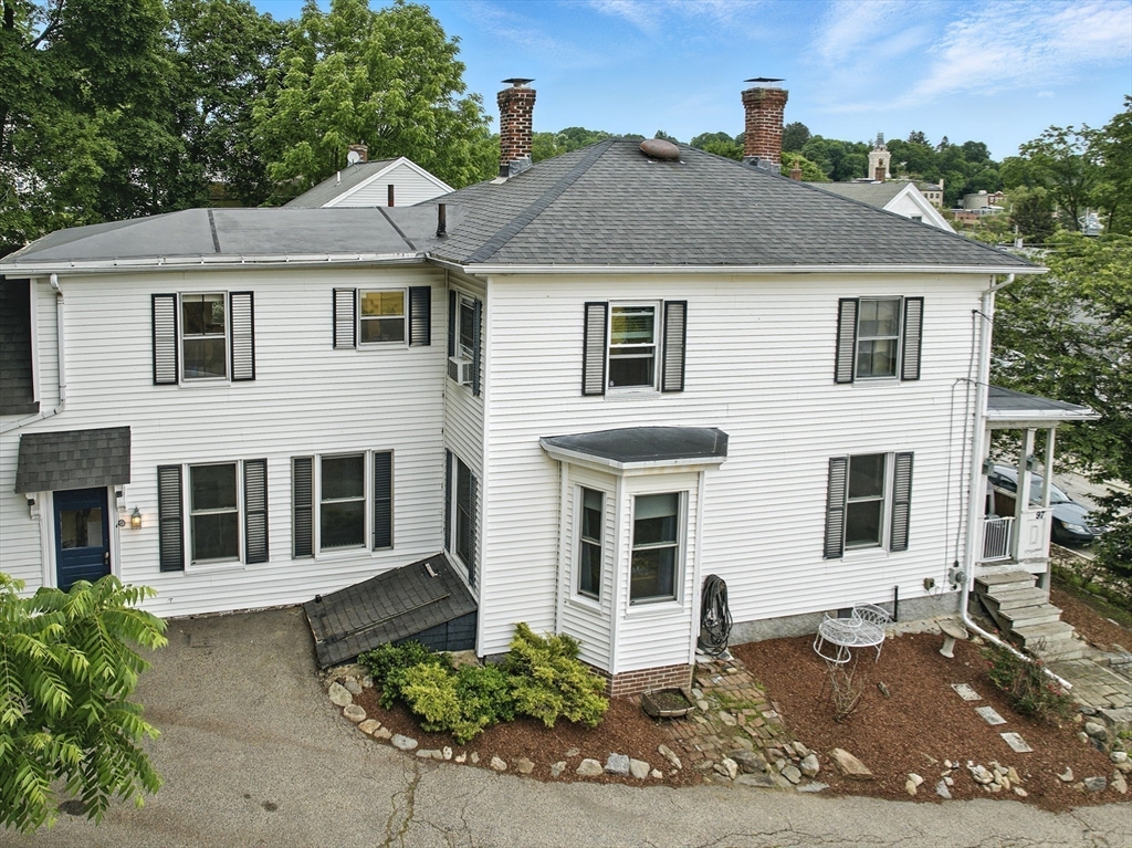 97 Newton St
