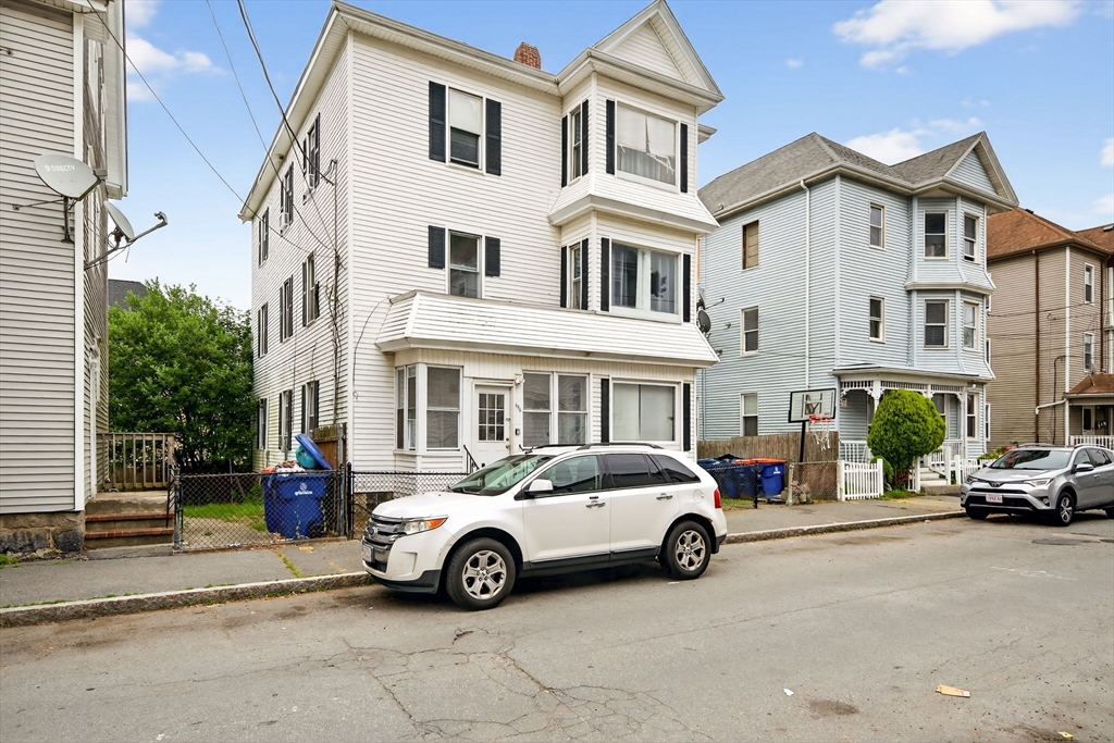 496 Summer St