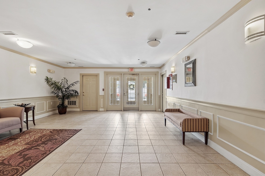 1 Millbrook Ln 205