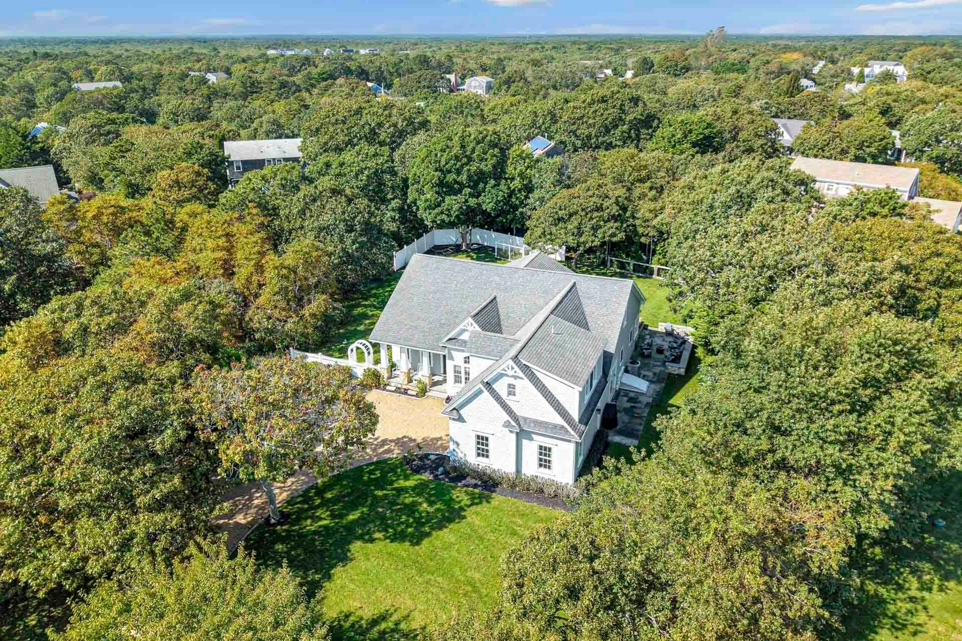 26 Pulpit Ln, Edgartown, MA Photo #2