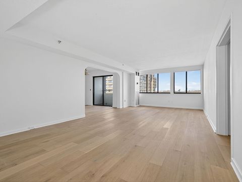 Photo of 250 Hammond Pond Pkwy #905S, Newton, MA 02467 (MLS # 73489819)