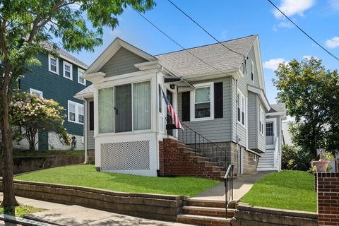 9 Grayson Street Boston MA 02124