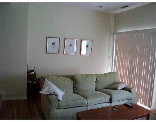 40 Tisdale Dr 40