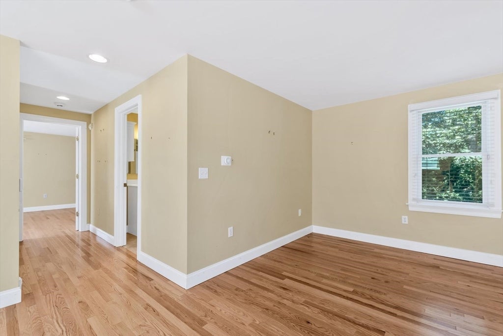 9 Elaine Road, Barnstable, MA Photo #34