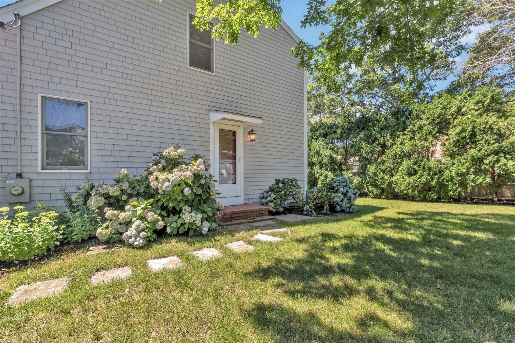 9 Elaine Road