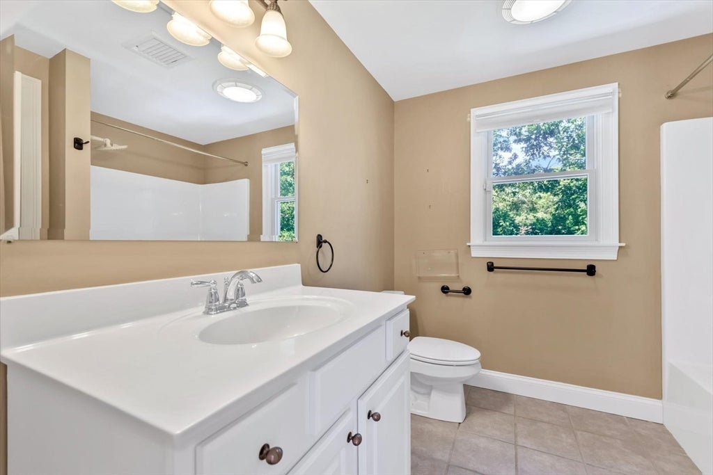 9 Elaine Road, Barnstable, MA Photo #28