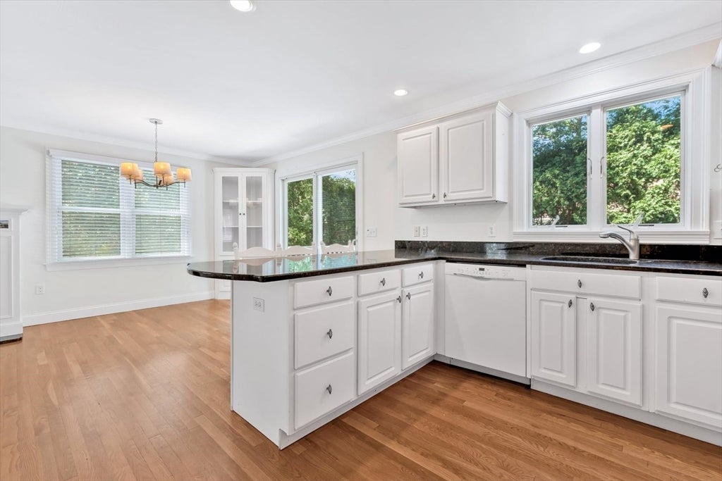 9 Elaine Road, Barnstable, MA Photo #12