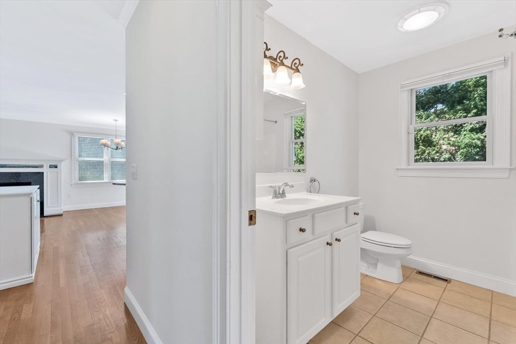 9 Elaine Road, Barnstable, MA Photo #16
