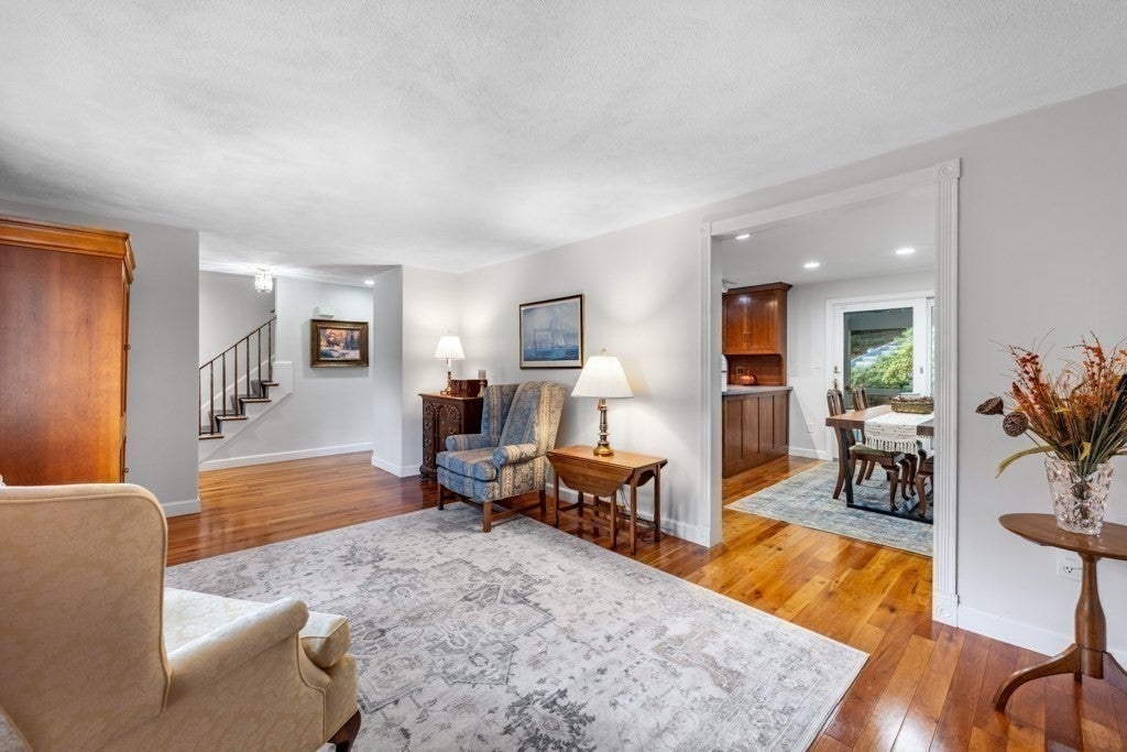 2 Rosemary Ave, Wakefield, MA, 2 Rosemary Ave, Wakefield, MA Photo #14