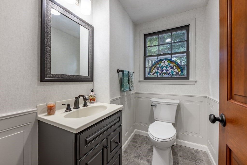 2 Rosemary Ave, Wakefield, MA, 2 Rosemary Ave, Wakefield, MA Photo #15