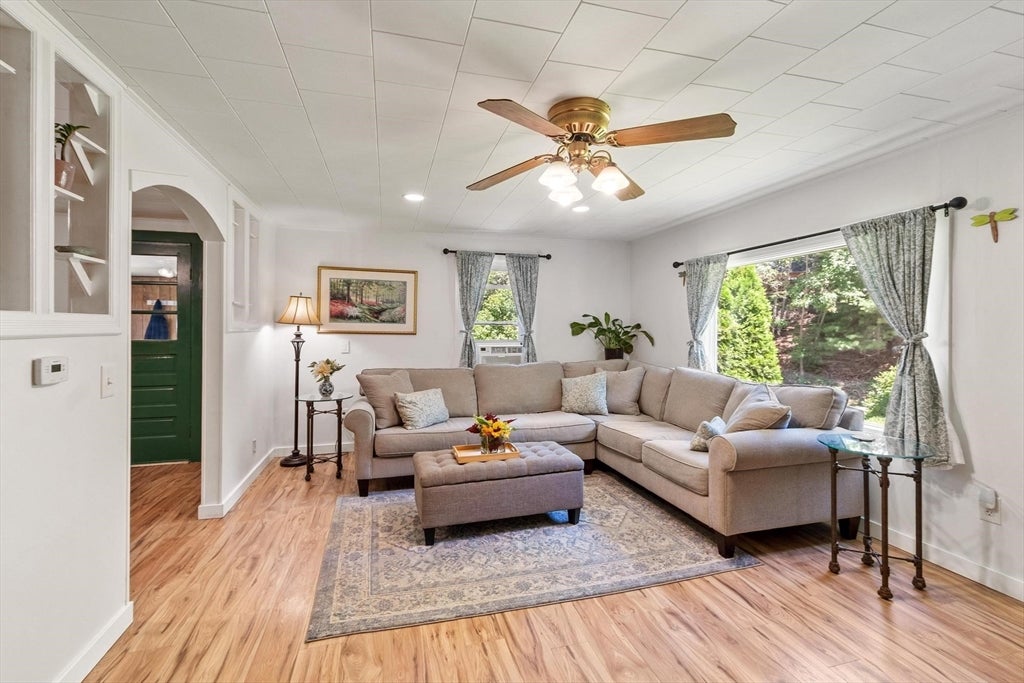 84 Fern Ave, Amesbury, MA, 84 Fern Ave, Amesbury, MA Photo #7