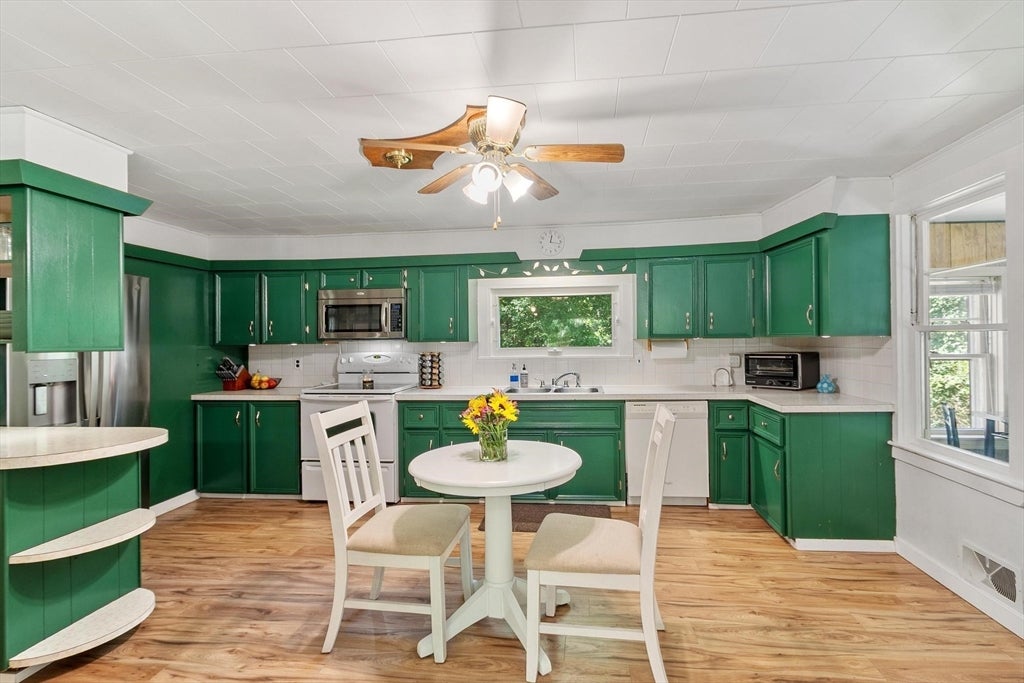 84 Fern Ave, Amesbury, MA, 84 Fern Ave, Amesbury, MA Photo #12