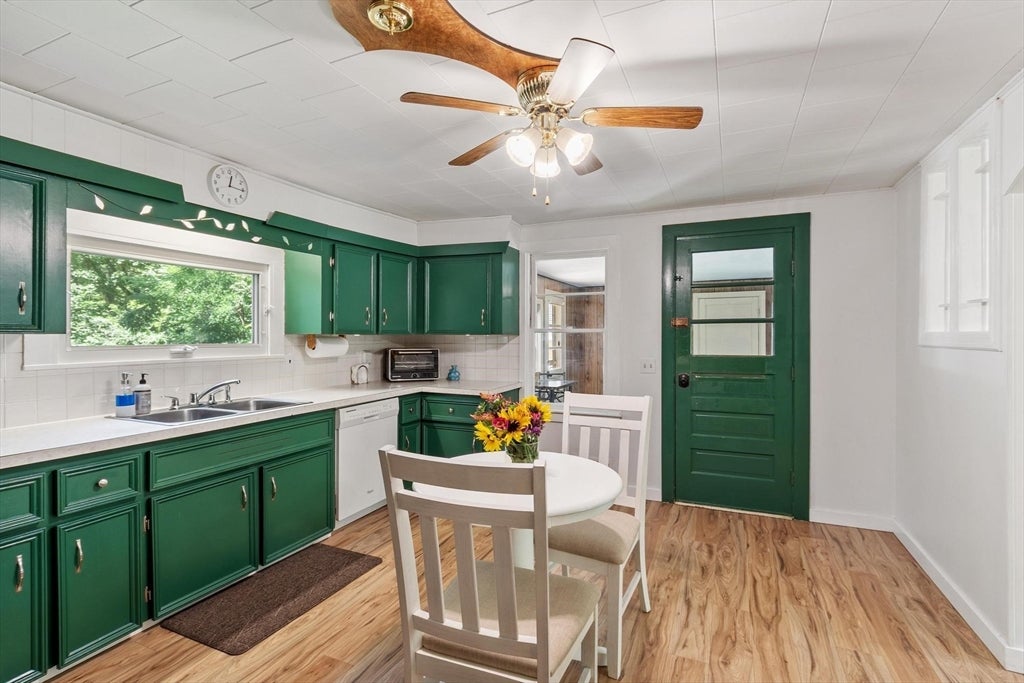 84 Fern Ave, Amesbury, MA, 84 Fern Ave, Amesbury, MA Photo #8