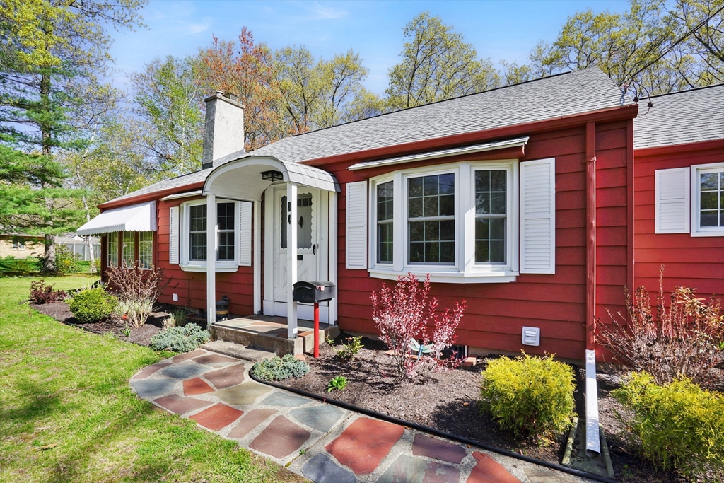 84 Spencer St, Agawam, MA Photo #4