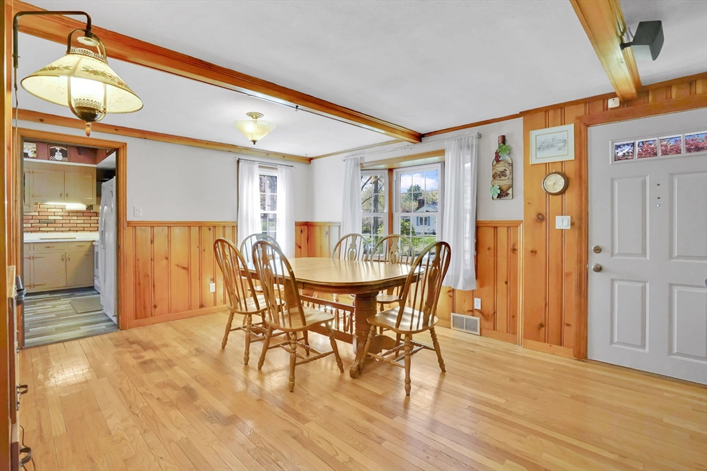84 Spencer St, Agawam, MA Photo #15