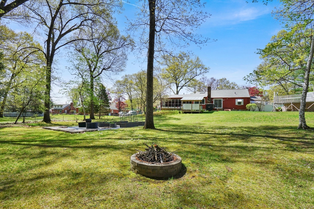 84 Spencer St, Agawam, MA Photo #7