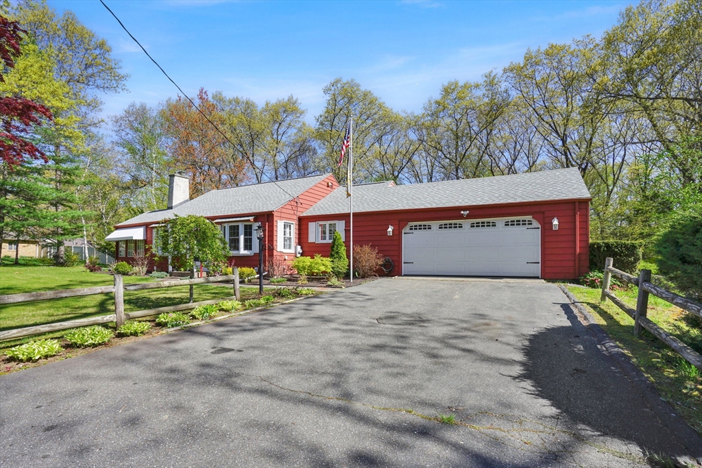 84 Spencer St, Agawam, MA Photo #2