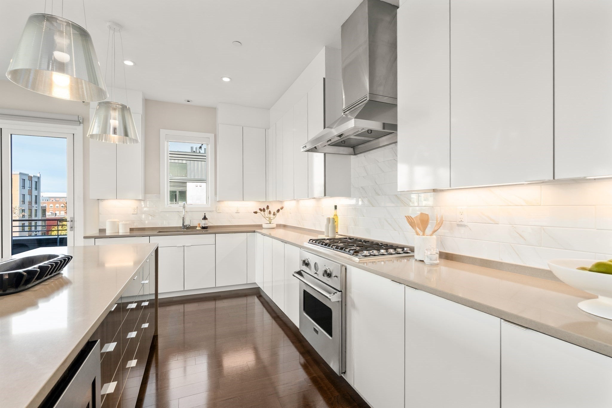 2 W 6th St #402, Boston, MA Photo #10