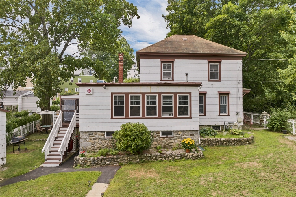 6 Sherman Place