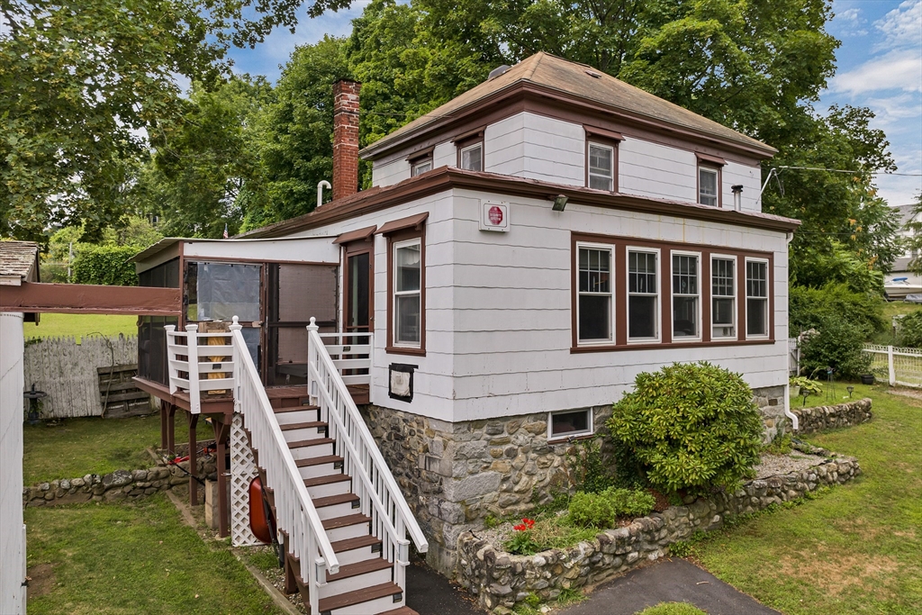 6 Sherman Place