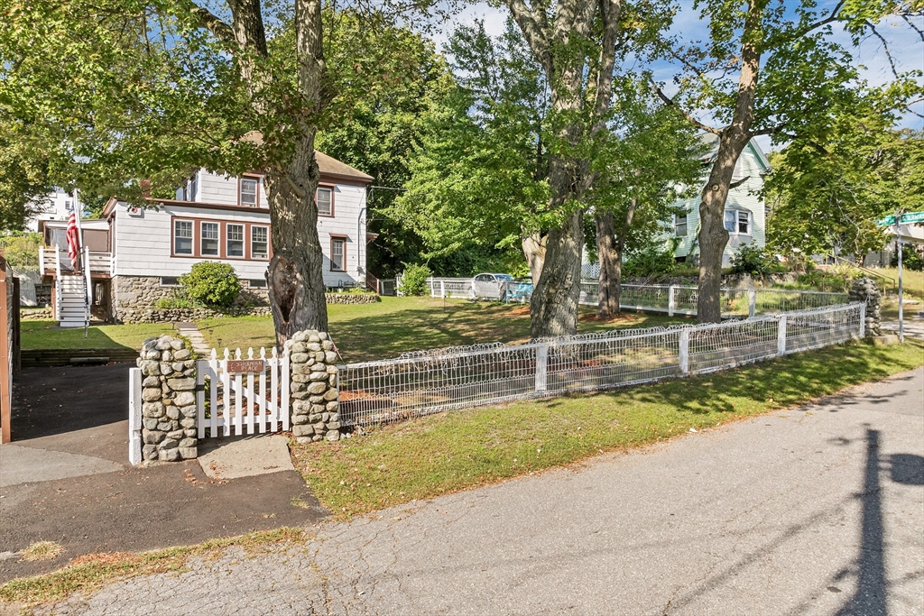6 Sherman Place