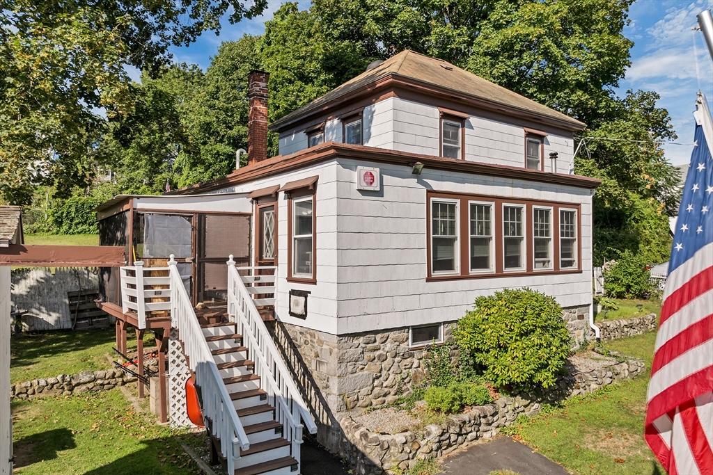 6 Sherman Place