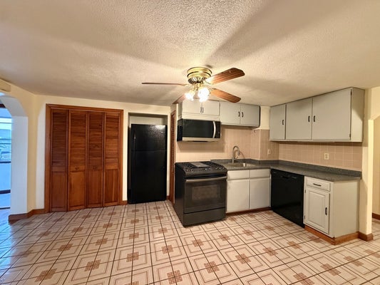 11 JEFFERSON ST APT 3, CAMBRIDGE, MA 02141 - Image 285a6dd72a6ae8f67bf151a207c25a7e/903192397
