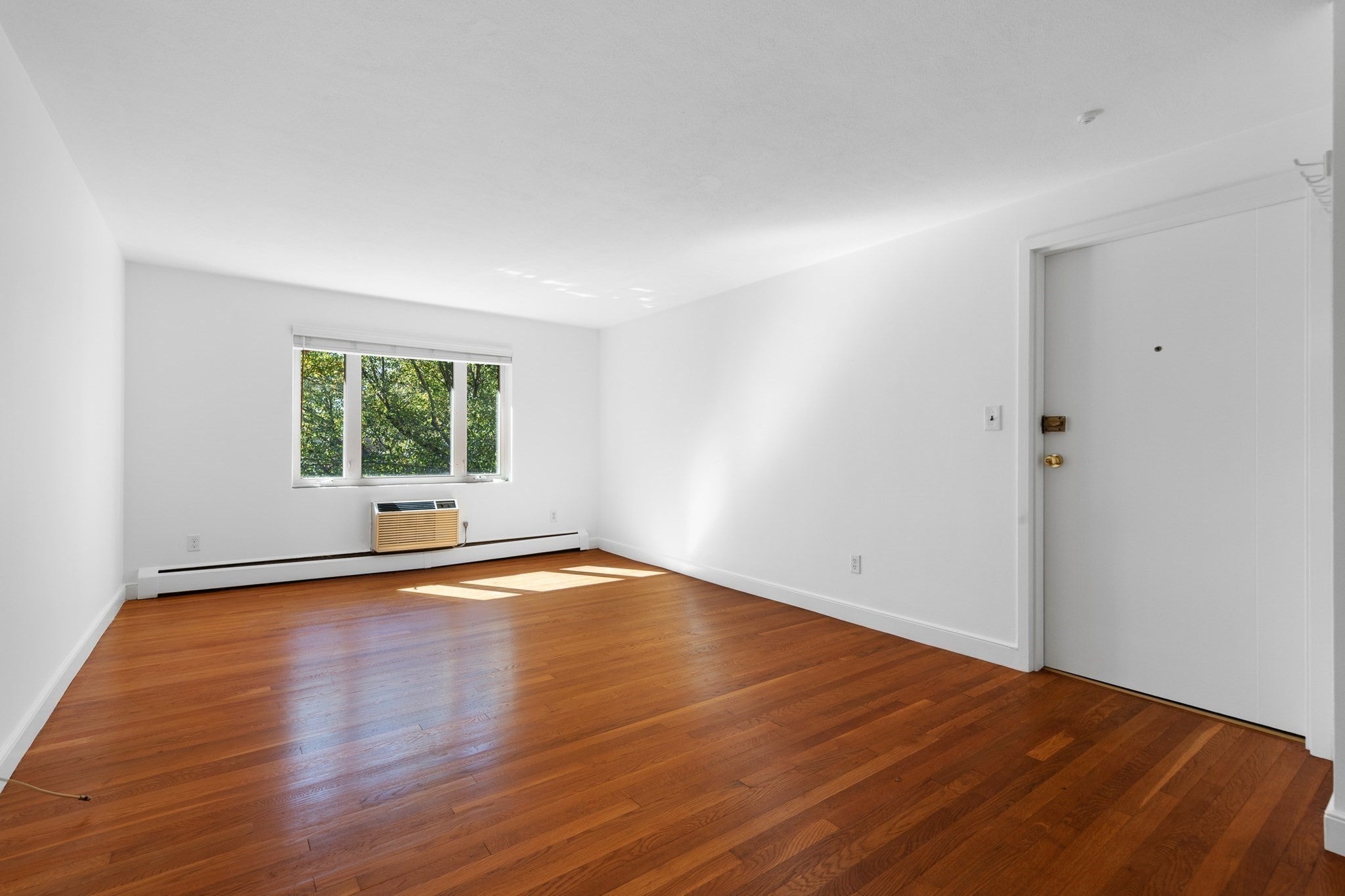112 Decatur St #8, Arlington, MA Photo #15