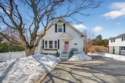 20 Pinehurst Ave Methuen MA 01844