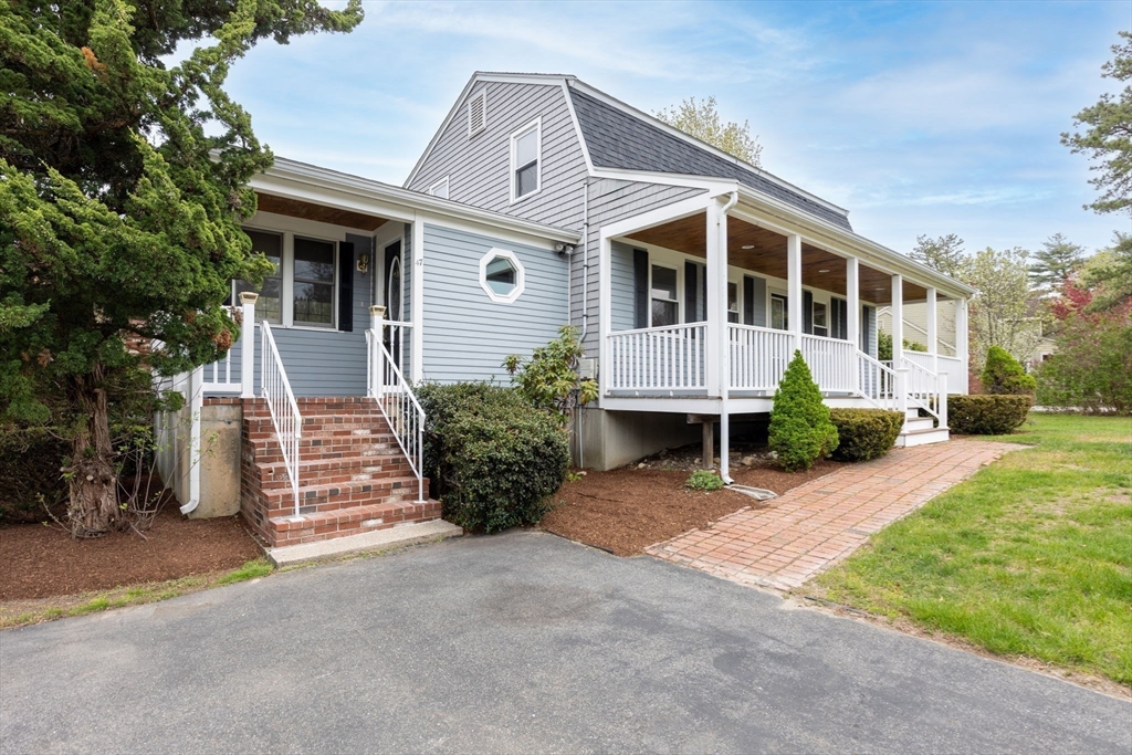47 Cranberry Ln